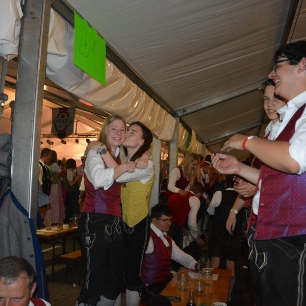 Musikanten am feiern